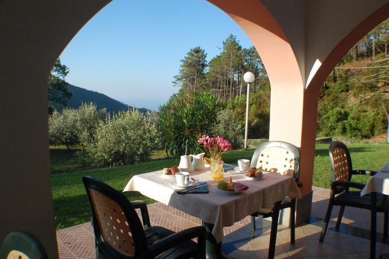 Hotel La Rossola Resort & Natura Bonassola Eksteriør billede