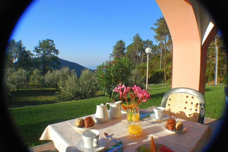 Hotel La Rossola Resort & Natura Bonassola Eksteriør billede